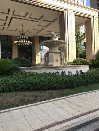 桐庐正中心 大润发旁 高铁口 高速口 精装公寓 凯旋公馆