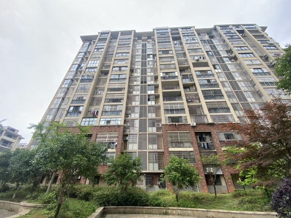 上饶小区 鄱阳小区 鄱阳城区小区 芝山美林实景图 1/ 11  &