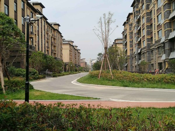 枣庄小区 薛城小区 新城小区 鸿鑫俊景实景图 1/ 7  