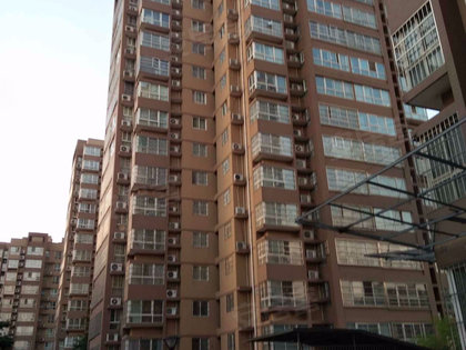 西安市有多少人口居住_西安市有多少个区(2)