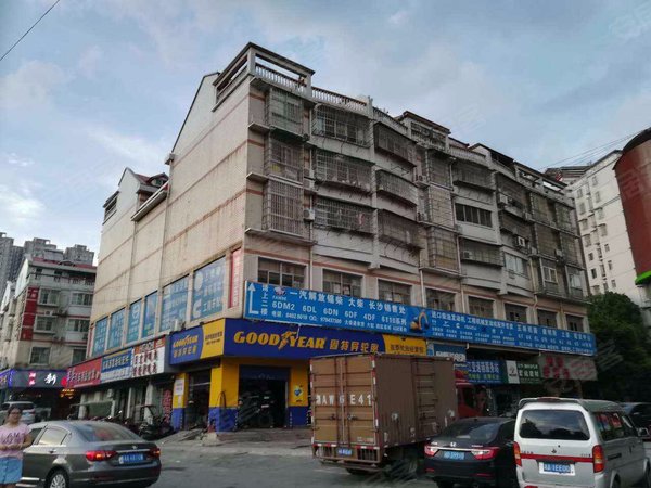 汽配城小区(万家丽北路)