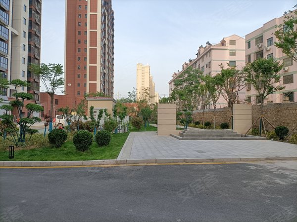 济宁小区 嘉祥小区 嘉祥城区小区 枫林湾实景图 1/ 10  