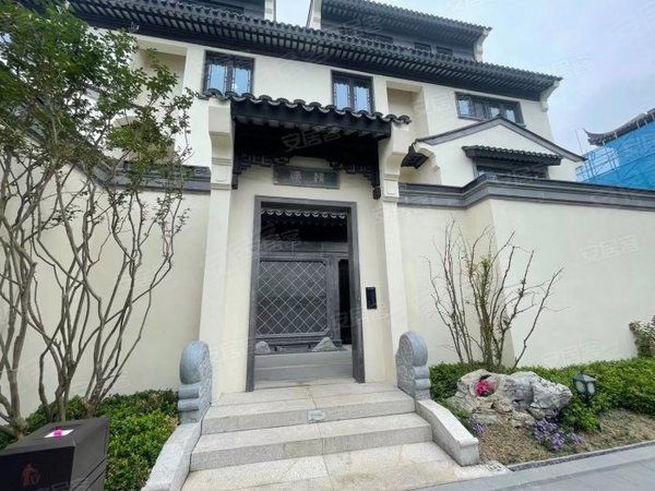 城投绿城湖畔云庐(别墅)