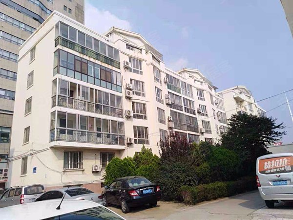 青岛小区 即墨小区 联通大厦小区 德福广场实景图 1/ 7  