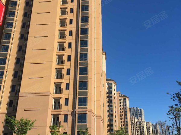 厦门小区 海沧小区 马青路小区 佳隆花园 实景图 1/ 15  