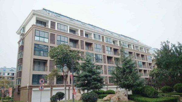 海阳市 一线海景房 汇景湾小区 精装房 拎包入住 欲购从速