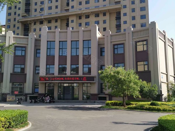 紫金湾景彩小区