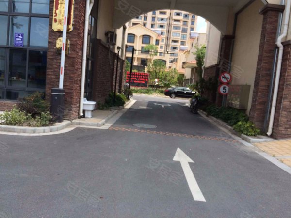 苏州小区 常熟小区 碧溪小区 怡景华庭