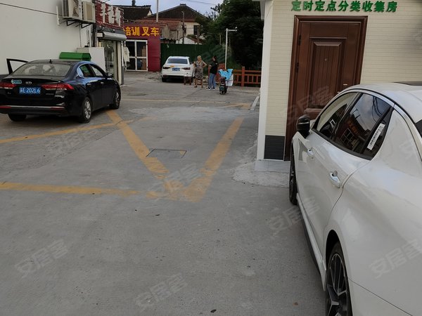 浮桥镇中街商住楼