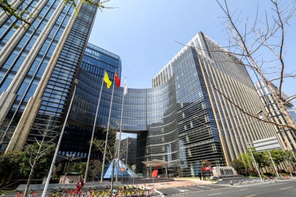 世博大道站 华能上海.大厦精装带家具 大小面积直租 性价比高