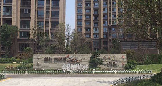 562x300c.jpg