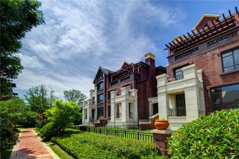 郑州楼盘 郑州周边楼盘 平原新区楼盘 绿地泰晤士新城