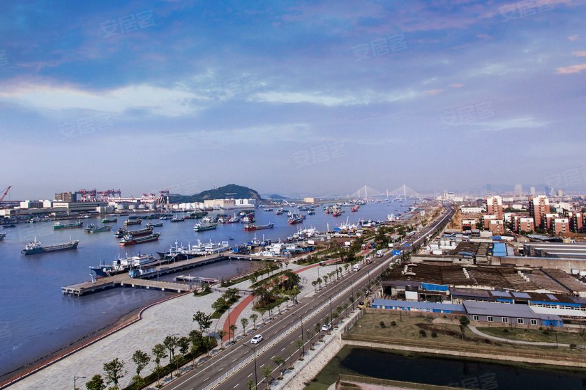 所有,请勿转载东海府项目北靠城市中轴东海路,南临百里滨海大道滨港路