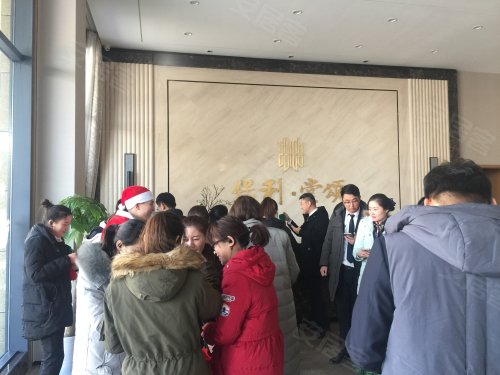 安居感恩季 圣诞“大礼包”全城大派送