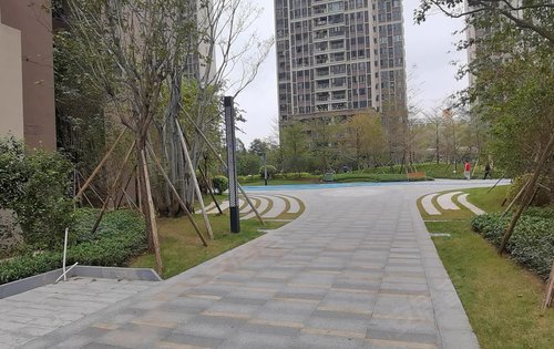 珠江铂世湾动态:珠江铂世湾，交付后的小区园林景观。-广州安居客