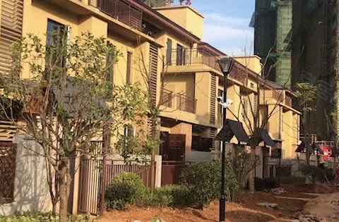 路劲时代城天峦工地采光打卡少量房源可直接认购点我图像了解