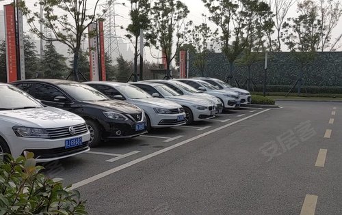 营销中心停车场