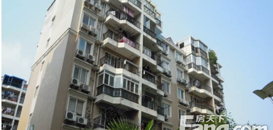 卓越坊最好的小区 600x450x98c.jpg