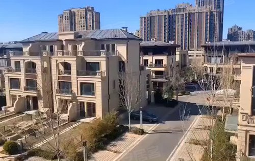 路劲阳光城联排别墅一套现房现房欢迎咨询了解