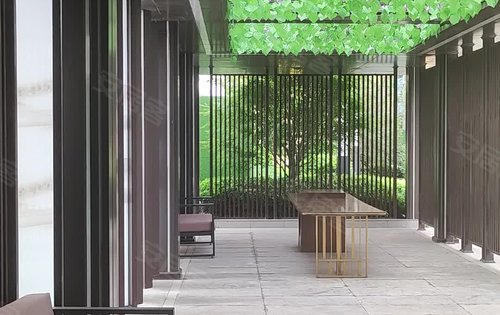 绿都中梁河风雅叙动态:河风雅叙小区中心庭院-洛阳安居客