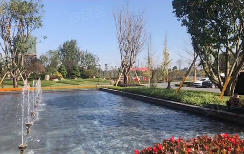 恒大银海湖动态:恒大银海湖售楼部位于崇阳大道旁-成都安居客