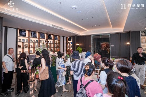 与青羊 观世界丨冠城锦园港奢新潮会馆奢美绽放