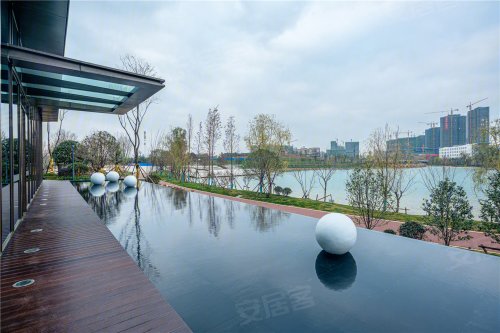 天润乌蒙水乡赏析
