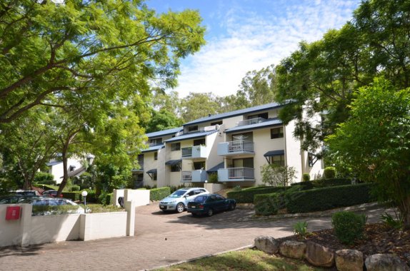 wow, what a stunning place to call home!