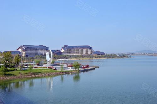 天屿湖温泉节向西半小时直抵度假谧境