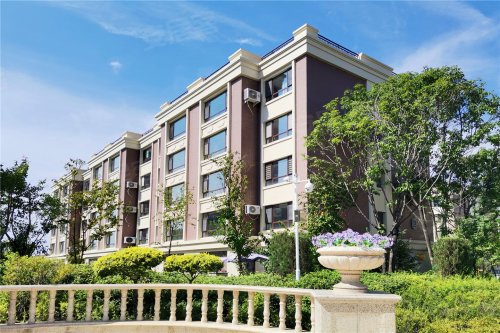 雅致园林,配套舒适就在万城公馆