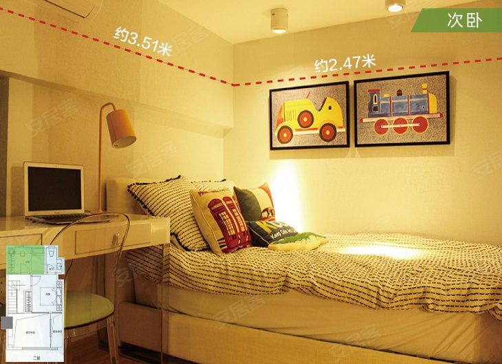 建筑面积近12平米,作为最大的"主角",客厅层高挑高至约4.