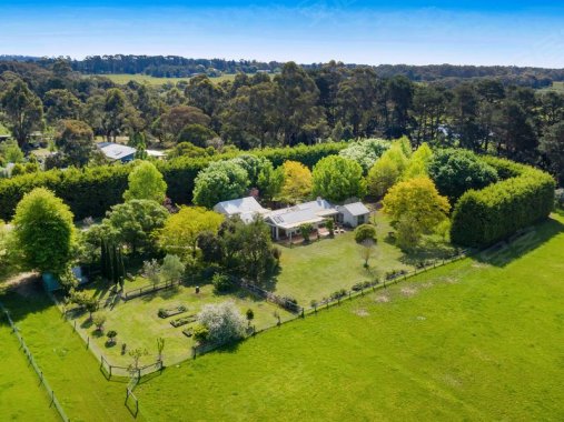 grange farm - 城郊农场,设4室住宅,占地.