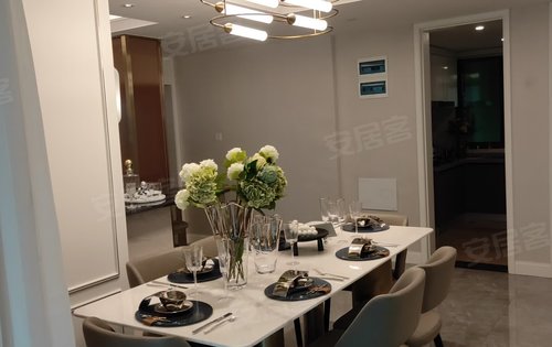 欢迎参观朗诗观山樾样板间