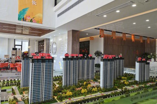 科学布局浩翔61君悦荟项目地址:高平市长平建材市场南侧开发商:高平