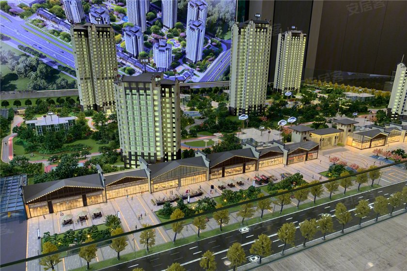 隆城锦翠画报赏析