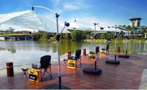 垂钓台实景图约40万㎡园林绿化,约30000棵绿植,约5000㎡白鹭湖,既是