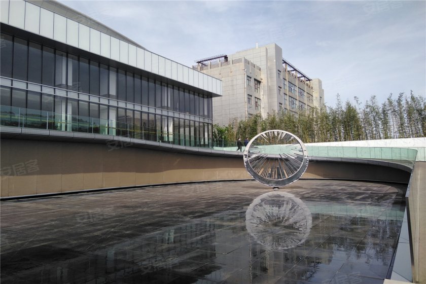 实探:融创公元2020周边