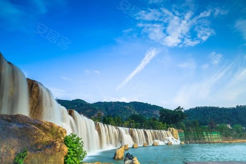 南境之中,际遇俊美