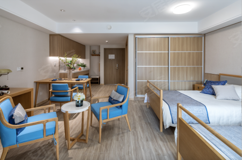 实景探访上海人的高端城市养老