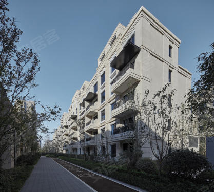 酩悦都会南桥芯臻席低密压轴叠墅现房