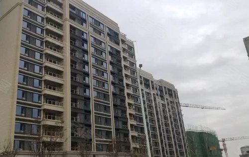 温州宝龙广场动态:宝龙世家一期已经交付业主凭购房合同就可以读实验