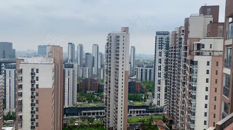 雨季之上海长滩冠东苑实景拍摄