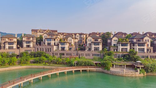 多图实拍,探秘莲花山下800亩墅境大盘!