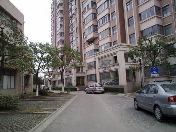 上海浦东外高桥 新高苑佳园 2室2厅1卫 精装修 整租 3500元/月
