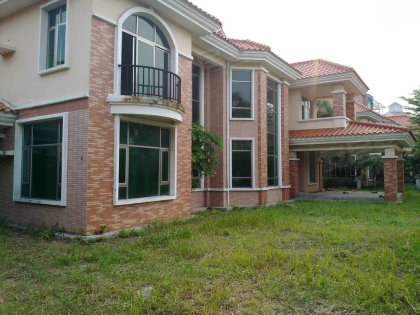 景湖花园别墅区