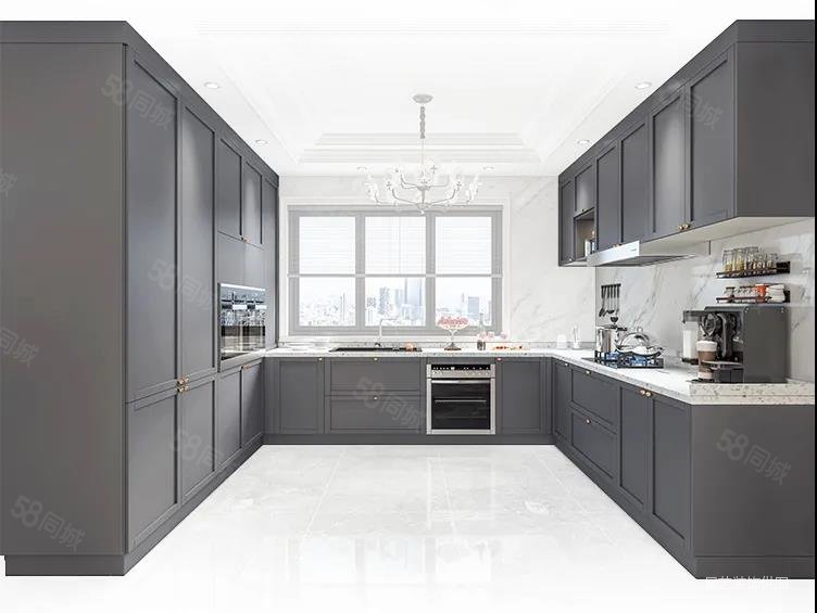 橱柜灰色饰面 白色大理石台面,易于日常清洁,与浅灰色瓷砖相辉映,让