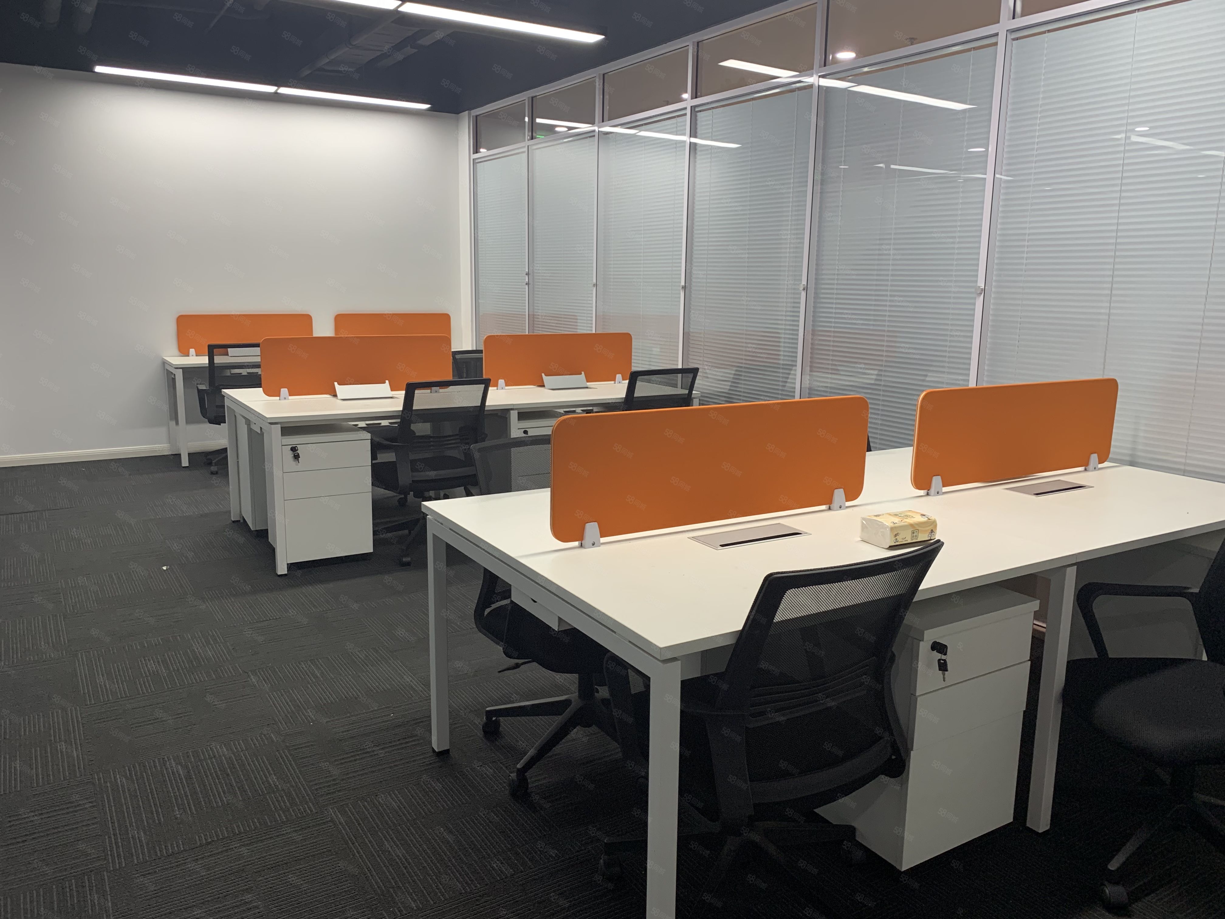 点栈创业工场·清华同方科技广场·开放工位共享写字楼办公室出租租赁