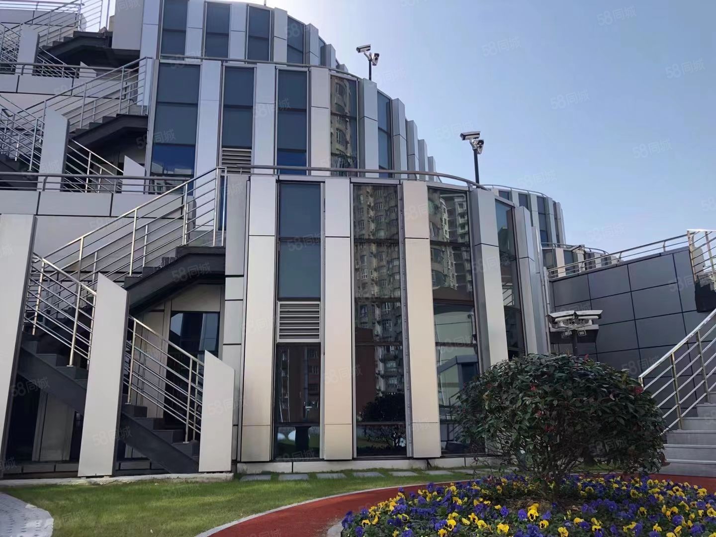 宝地新华大厦写字楼出租