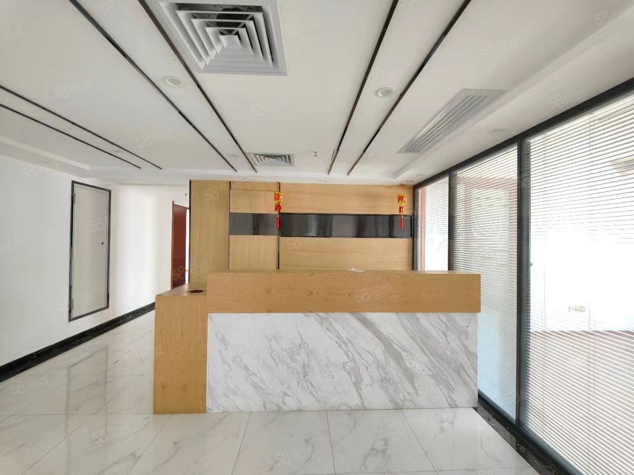 罗湖红桂大厦东北向680平随时看房24小时空调