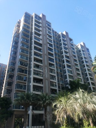 2012绿化率:30%建筑类别:高层汕头龙湖珠江路45号天璟雅居一室两室